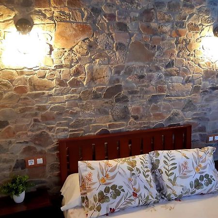 Apartamentos Callampa Torrejón el Rubio Dış mekan fotoğraf