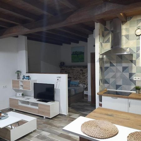 Apartamentos Callampa Torrejón el Rubio Dış mekan fotoğraf