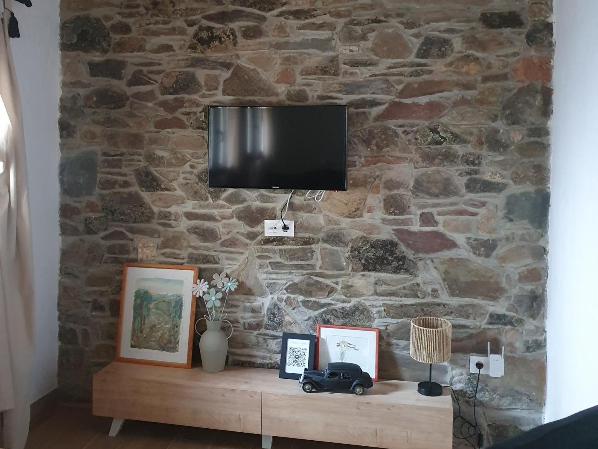 Apartamentos Callampa Torrejón el Rubio Dış mekan fotoğraf